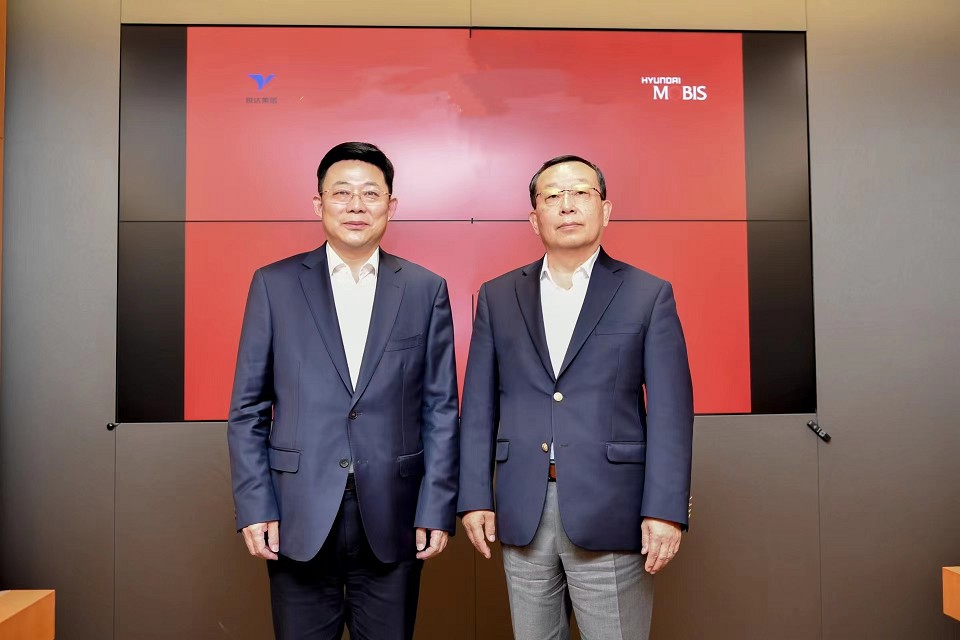 張乃文(wén)拜訪中國(guó)駐韓大(dà)使邢海(hǎi)明(míng) 并走訪現(xiàn)代摩比斯公司