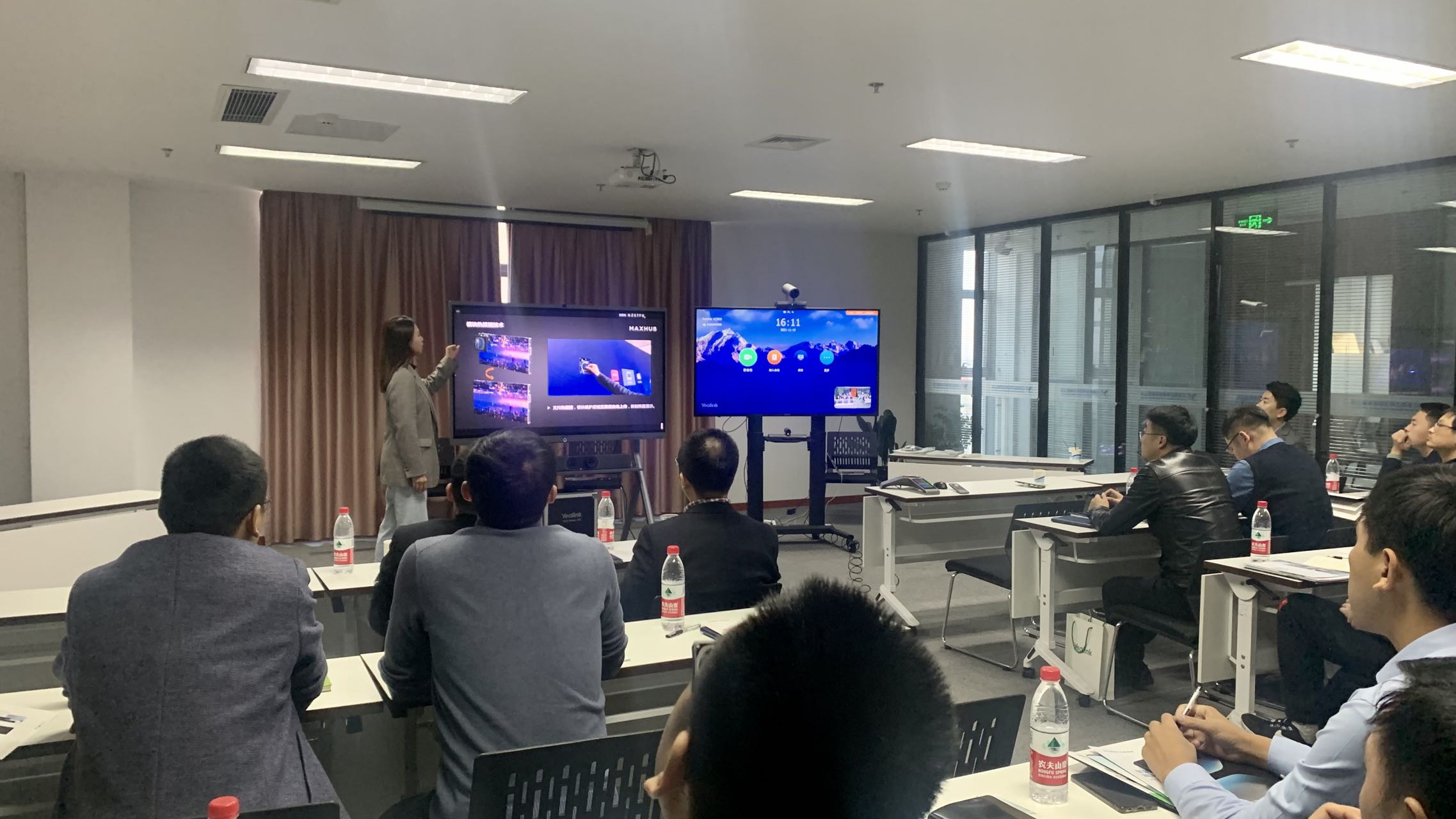 悅達網科(kē)開(kāi)展音(yīn)視(shì)頻(pín)會(huì)議(yì)設備的(de)培訓