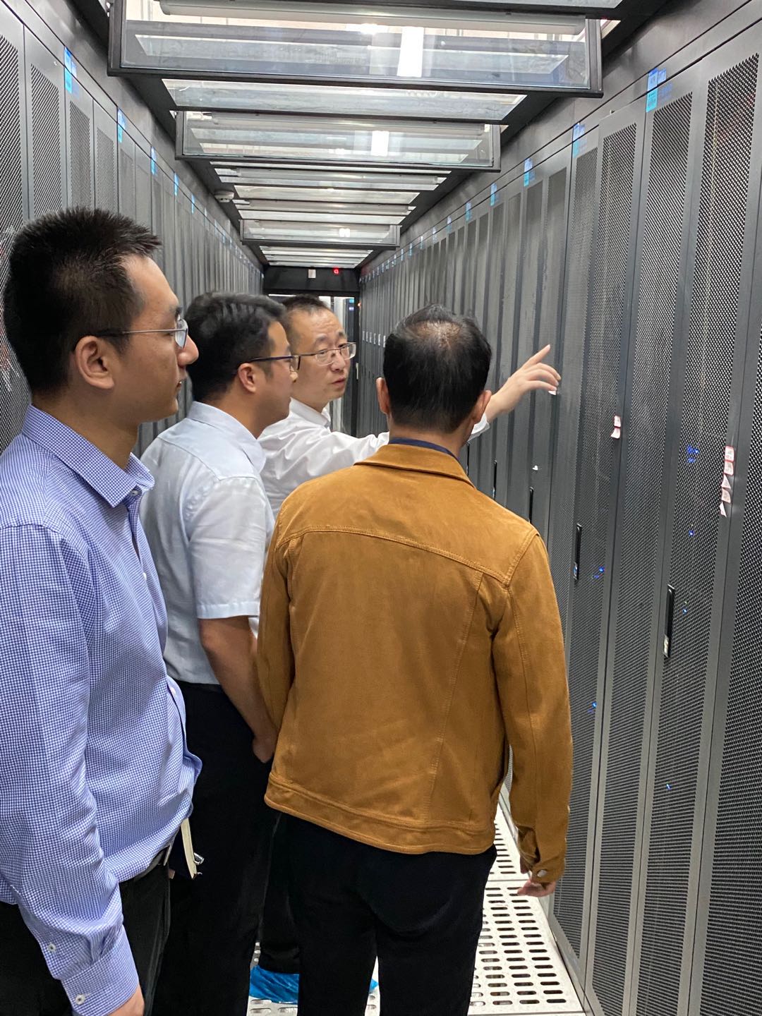 悅達網科(kē)組織開(kāi)展節前安全大(dà)檢查